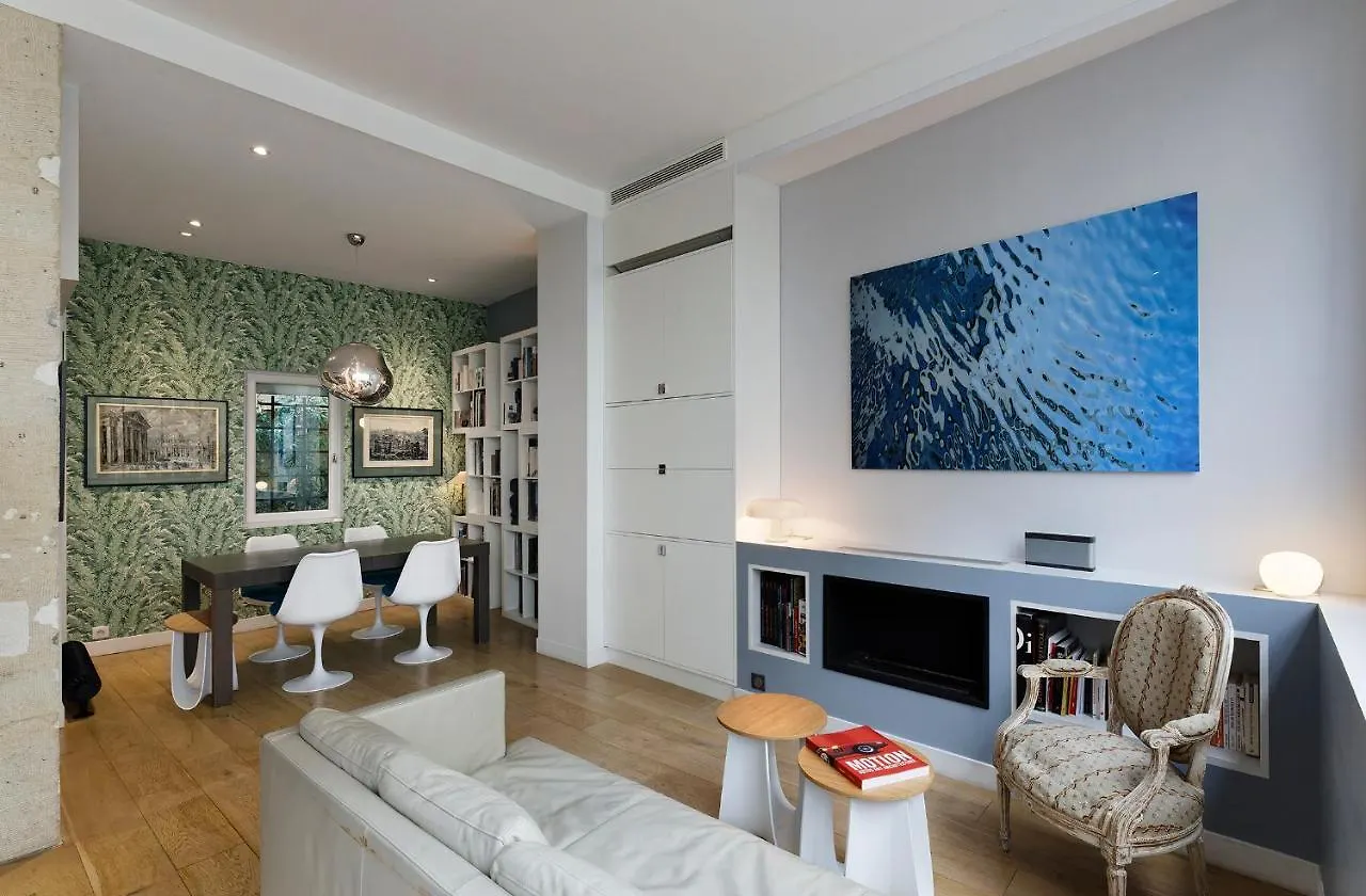 4-Bedroom Apartment In Latin Quarter 파리 프랑스